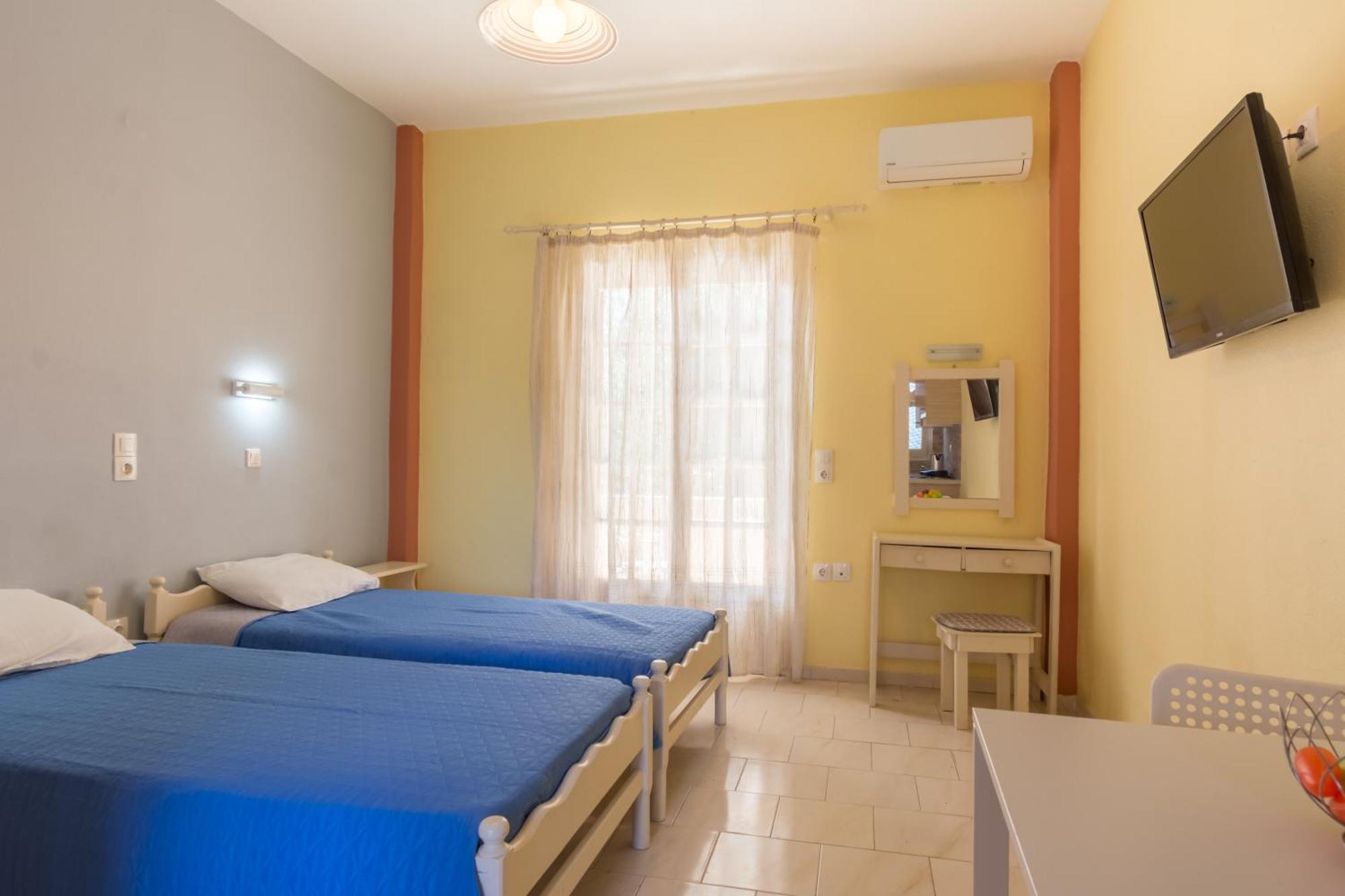George's With Garden Apartment Kavos
